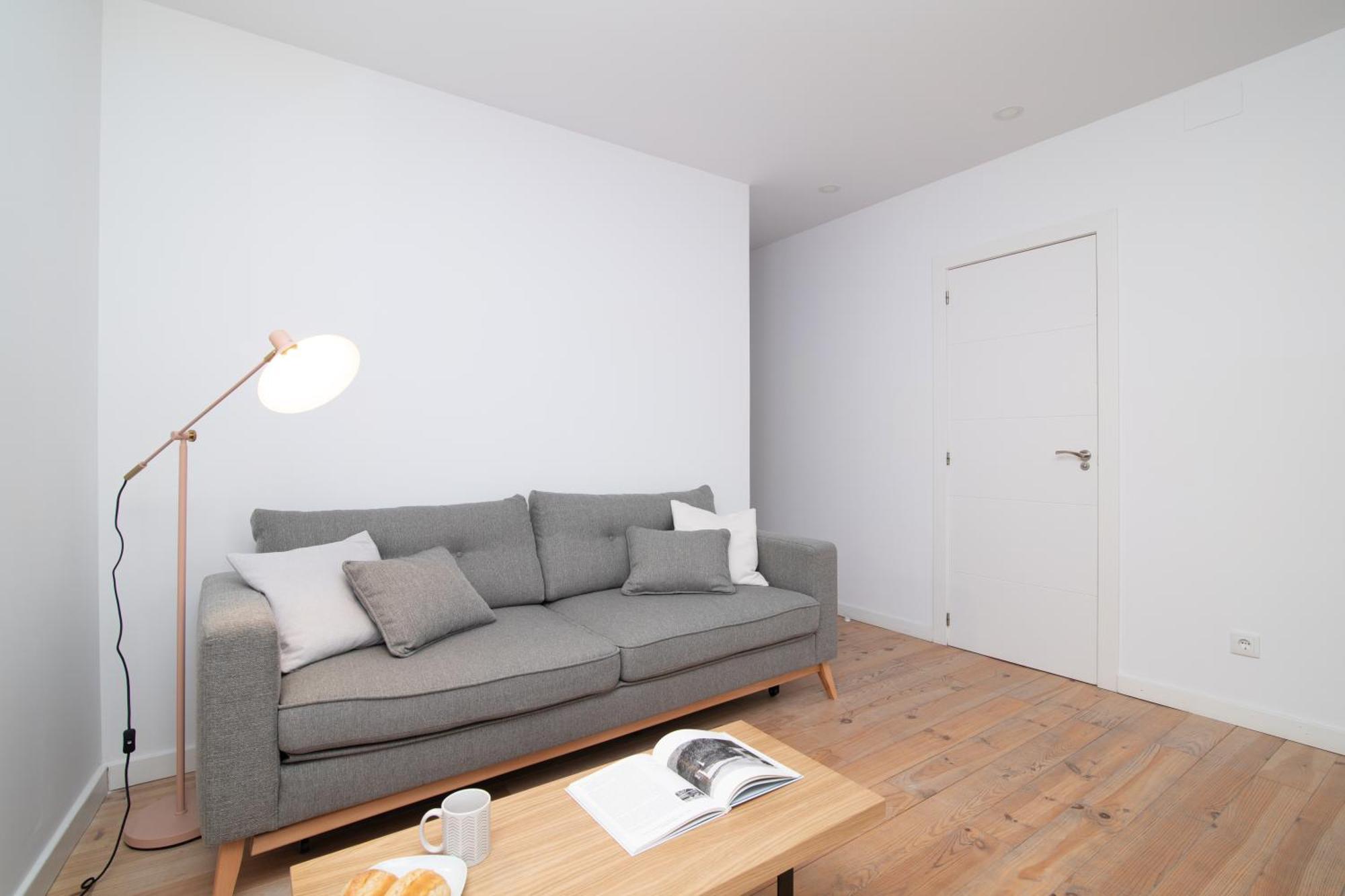 Oasis Apartments & Studios Old Town Center Барселона Екстериор снимка