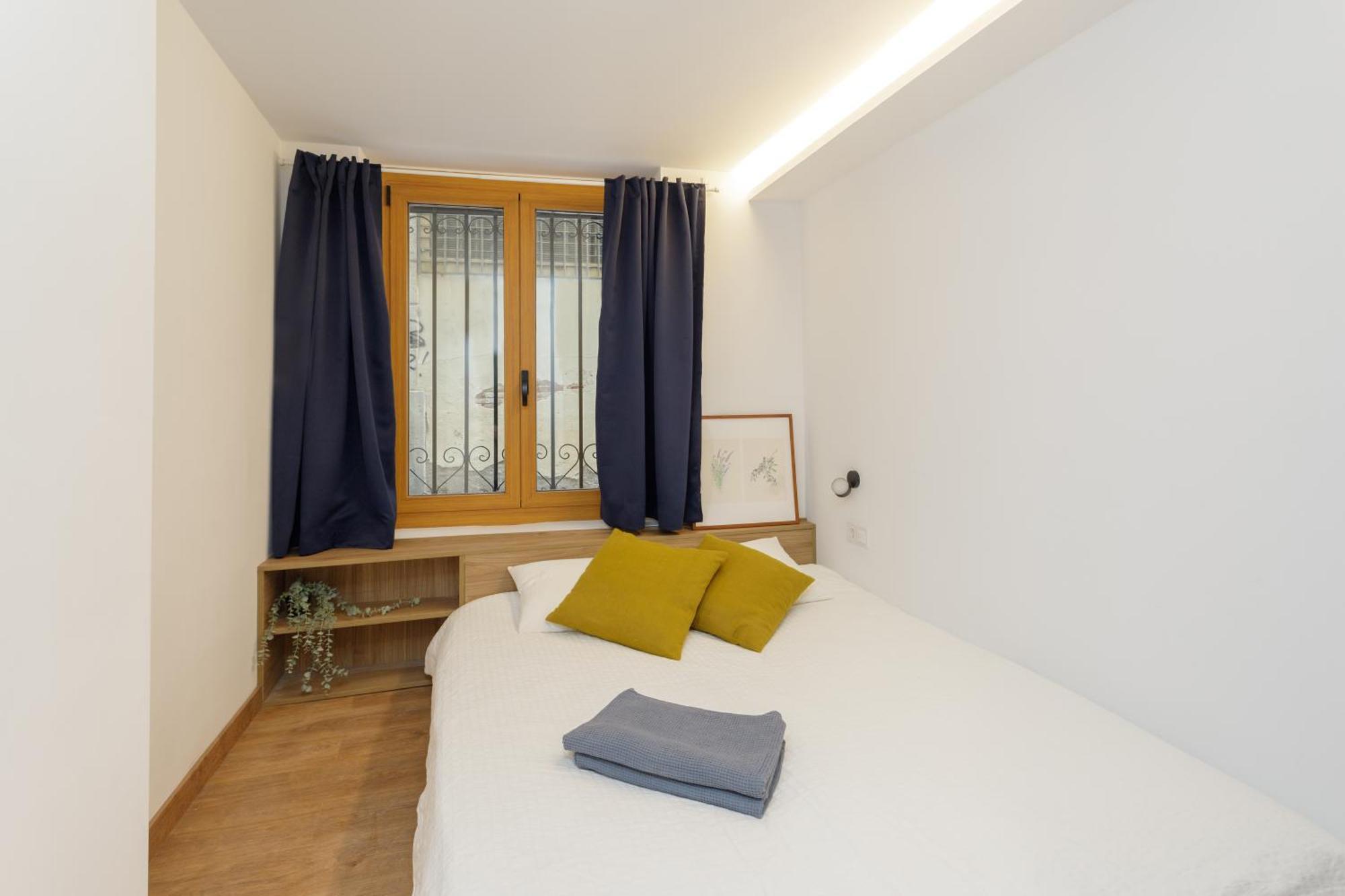 Oasis Apartments & Studios Old Town Center Барселона Екстериор снимка